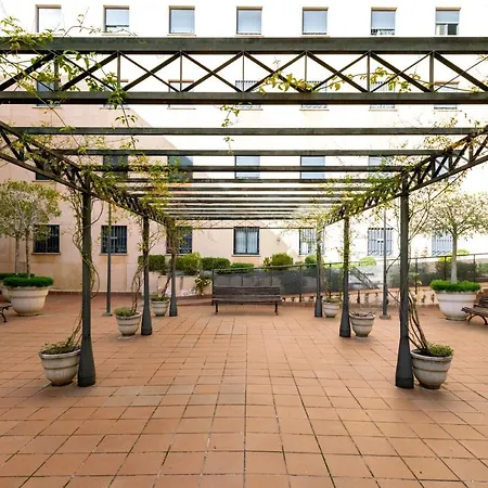 Centrico Ii Donkey Parking Incluido Sevilla